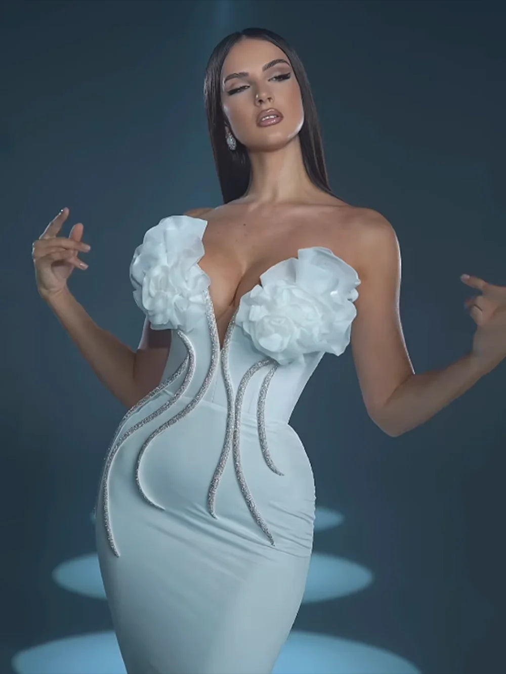 Flower chain strapless long evening dress