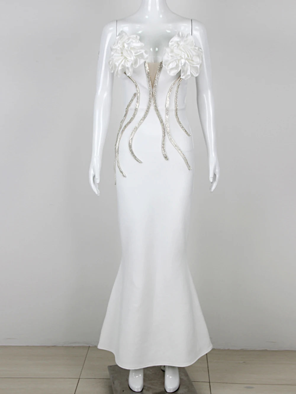 Flower chain strapless long evening dress